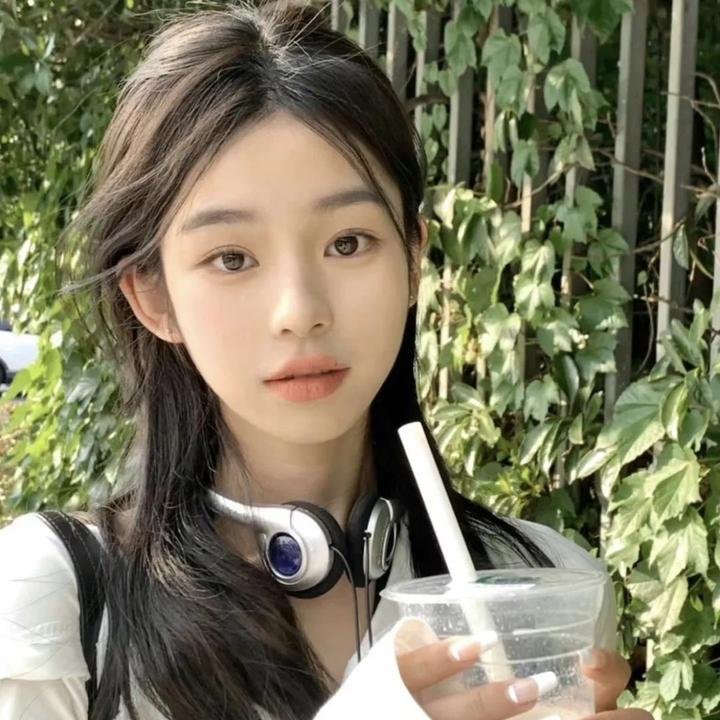 荒岛美女